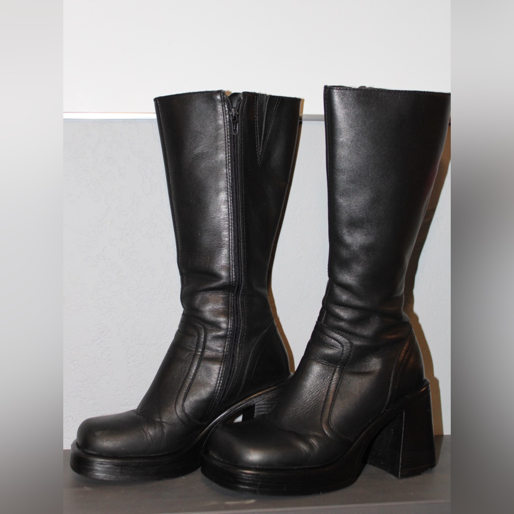 STEVE MADDEN BOOTS